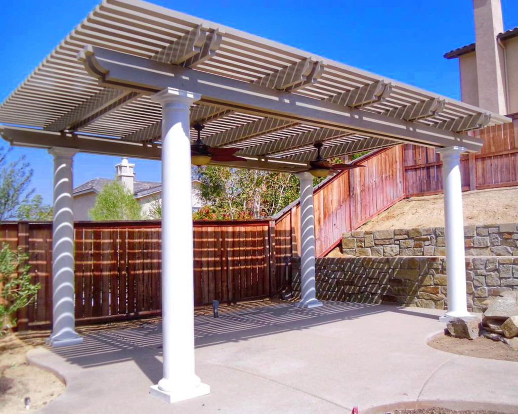Lattice Laguna Freestanding