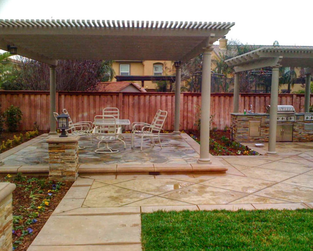 Lattice Laguna Freestanding